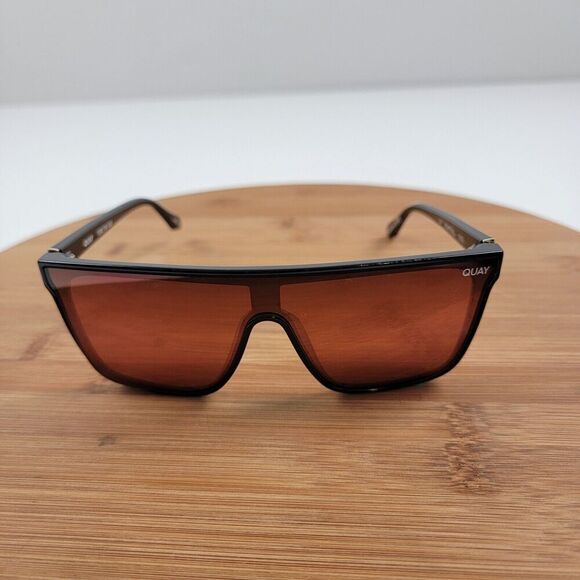 Quay Nightfall 141 Sunglasses 1212 Black Frame Orange/Pink Lens Shades Womens - Picture 1 of 11